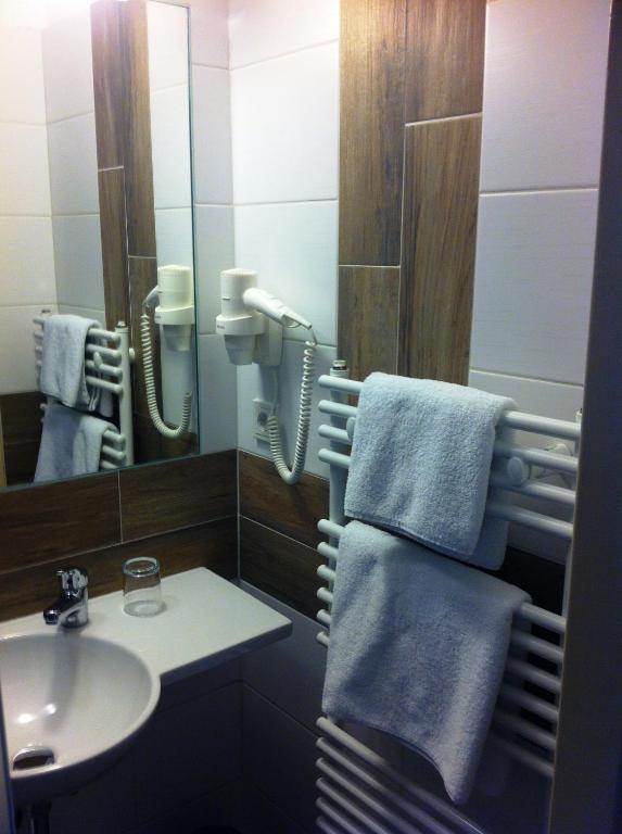 Hotel Stadt Hamburg Am Fluss סארברוקן חדר תמונה