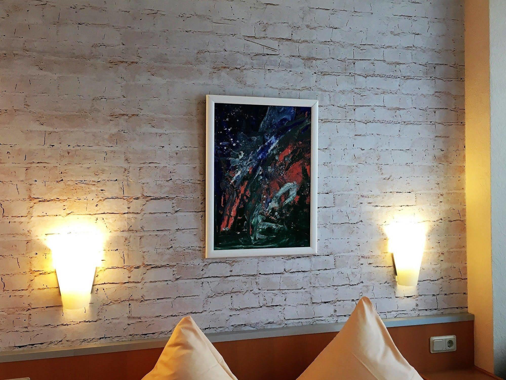 Hotel Stadt Hamburg Am Fluss סארברוקן מראה חיצוני תמונה